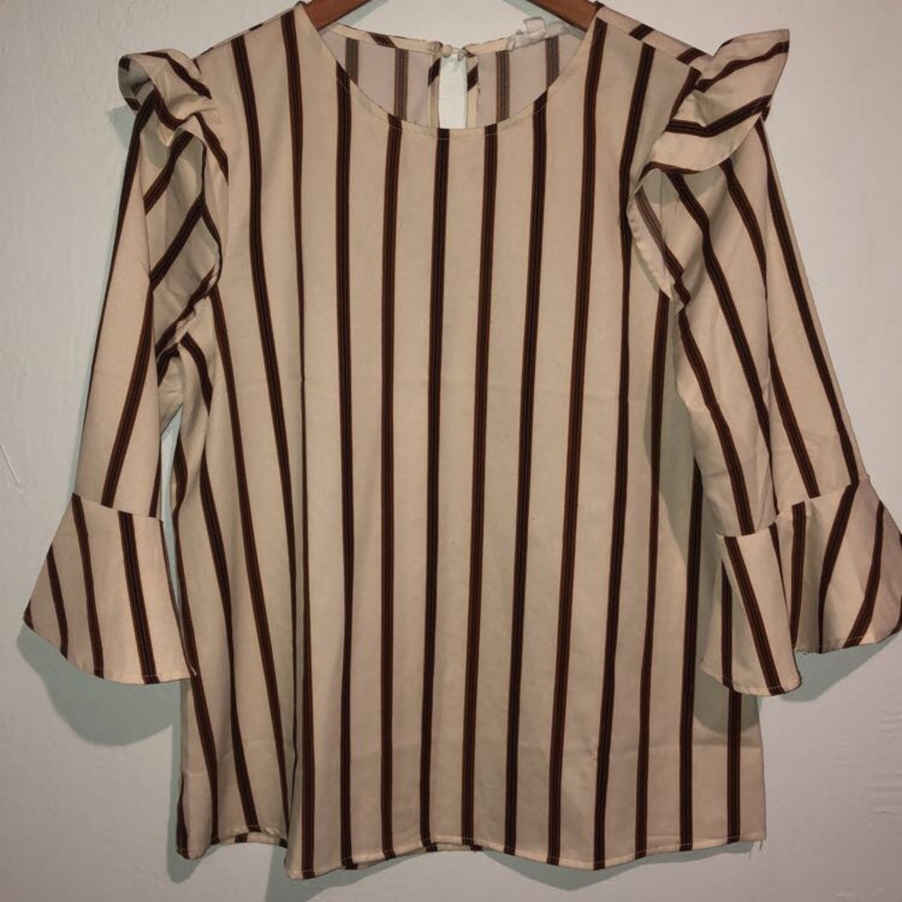 Super cute striped shirt